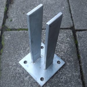 Patka pro montáž na pevný podklad, pro sloupky 60x40mm